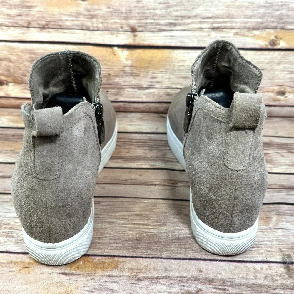 Blondo Womens Taupe Suelde Georgette Waterproof Hidden Wedge Sneaker 7.5M